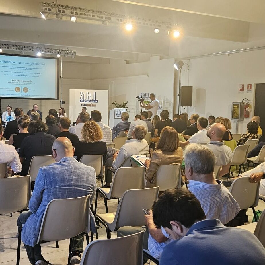 2024-07-25-Evento Dal 4.0 al 5.0 passando per l'efficientamento energetico Overlux®